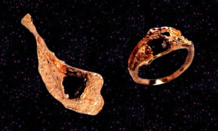 Kosmiczne pierścionki